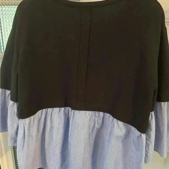 Kinly poplin top black with blue & white stripes bell sleeves size medium - Picture 2 of 4